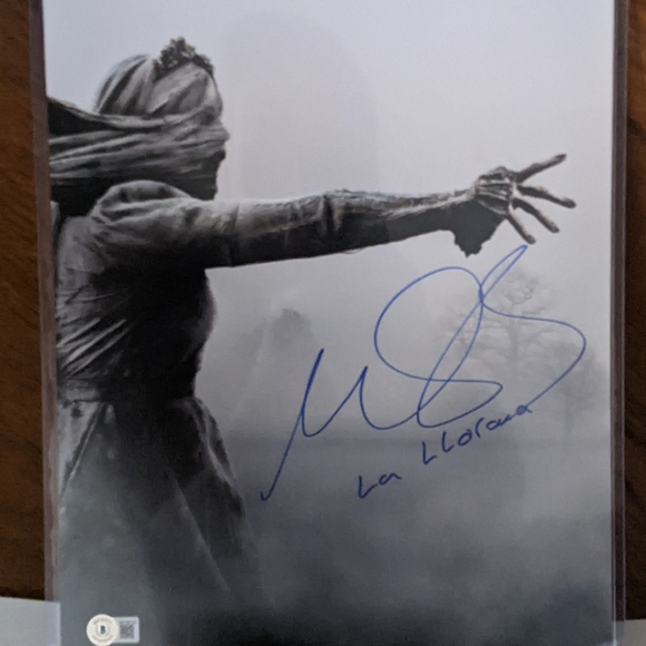 Certified La Llorona 11x14 photo. Autographed by Marisol Ramirez - Picture 1 of 2